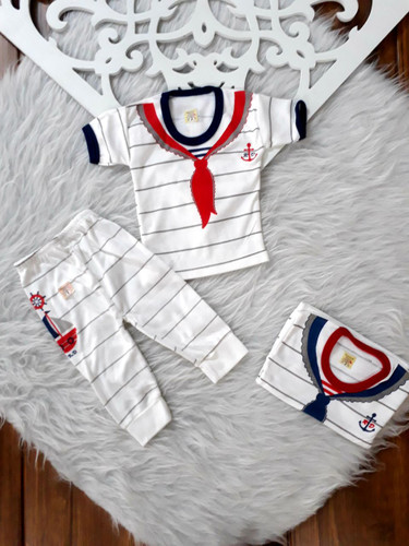 آستین کوتاه و شلوار