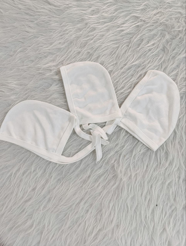 کلاه بند دار نوزادی