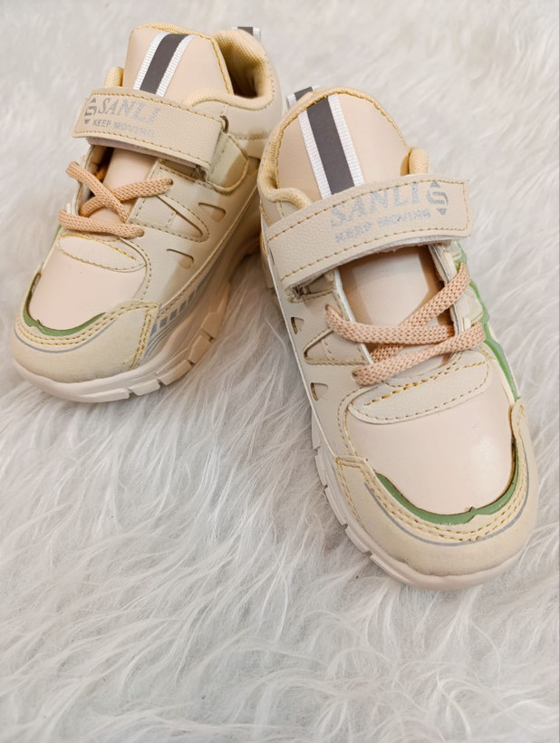 کفش اسپرت دخترانه