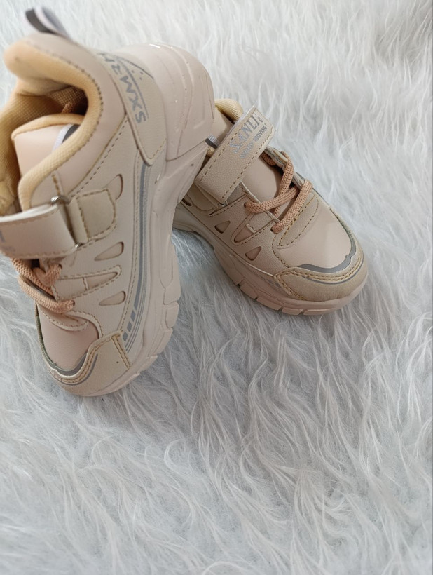 کفش اسپرت بچگانه