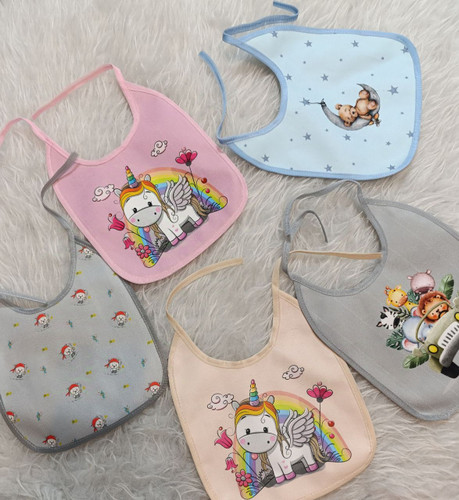 پیشبند نوزاد