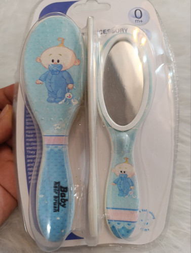 شانه و برس نوزادی