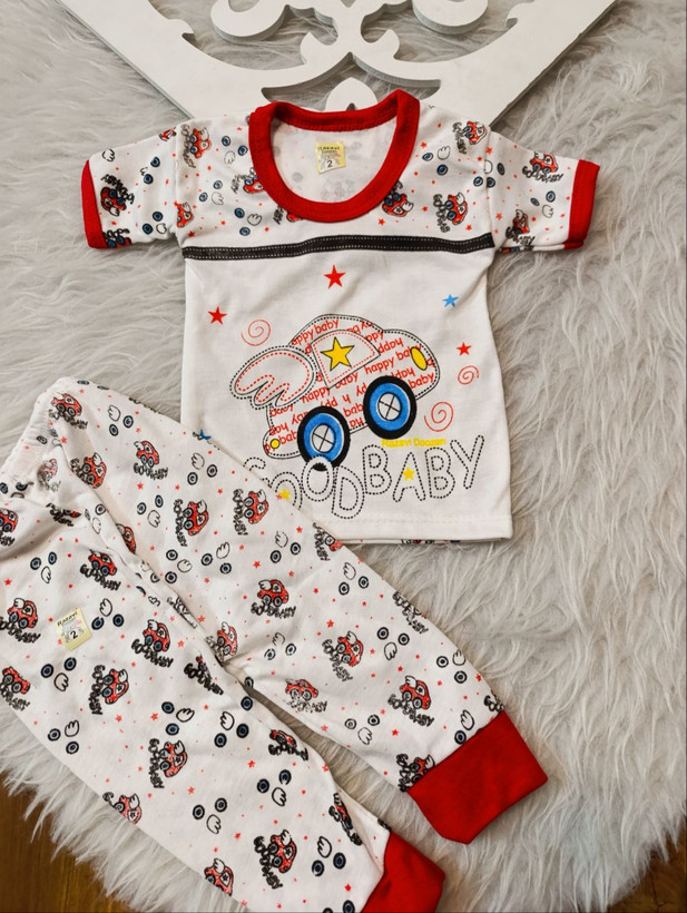 تیشرت و شلوارک