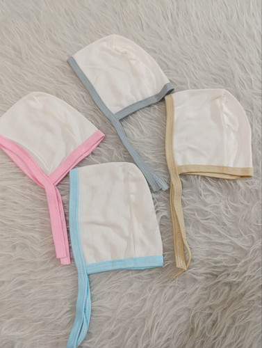 کلاه بنددار نوزادی