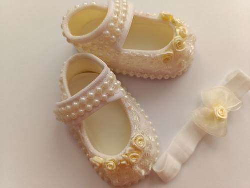 پاپوش نوزادی