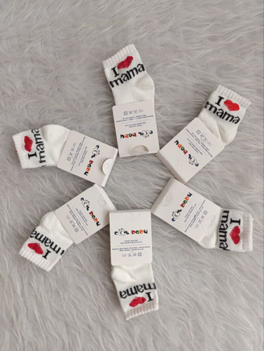 جوراب نوزادی