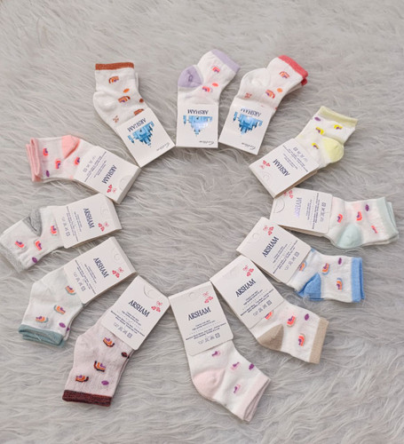 جوراب نوزادی