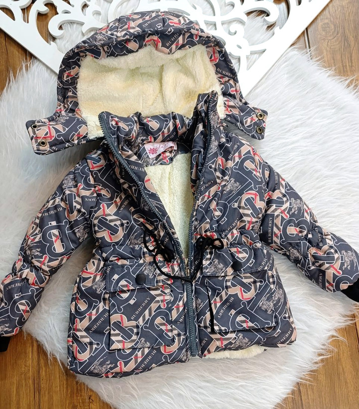 کاپشن داخل خز